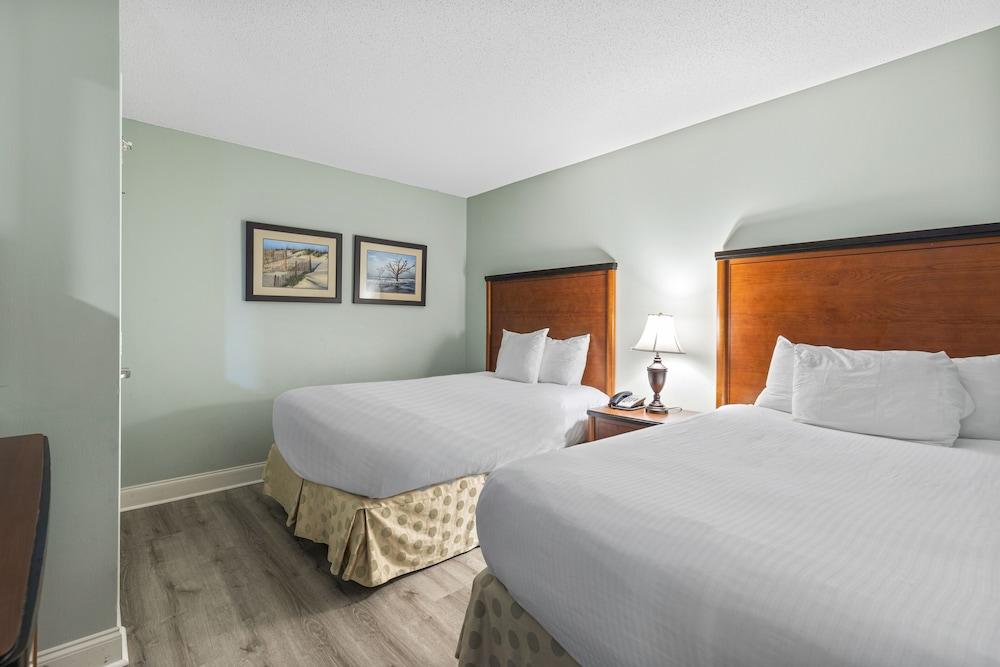 Sandy Beach Oceanfront Resort photo 82