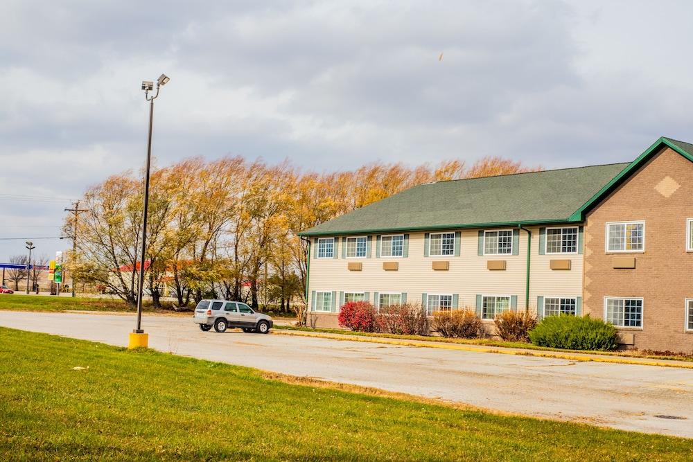 Colfax Inn photo 31