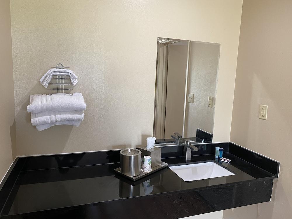 Cajun Country Inn photo 7