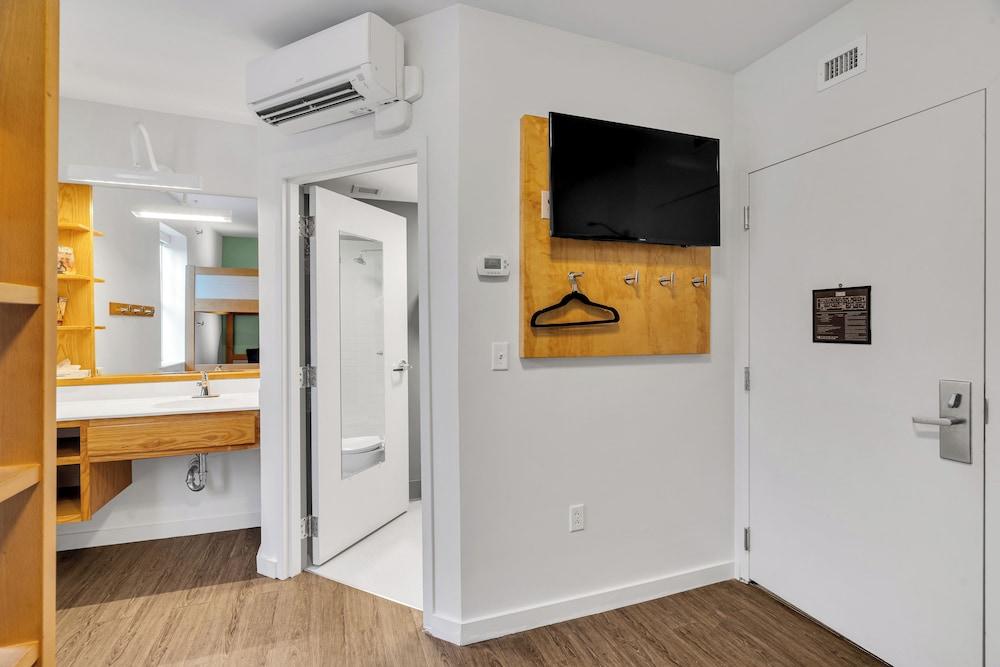 The Quisby Hotel photo 76