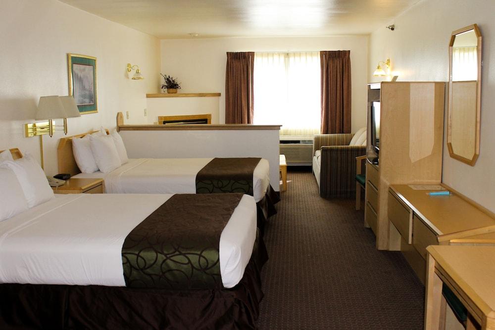 Inn at Lander, Travelodge by Wyndham photo 6