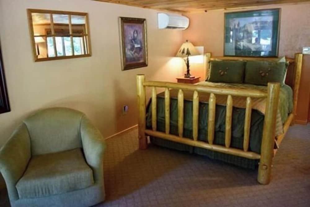 Reflections Inn photo 34