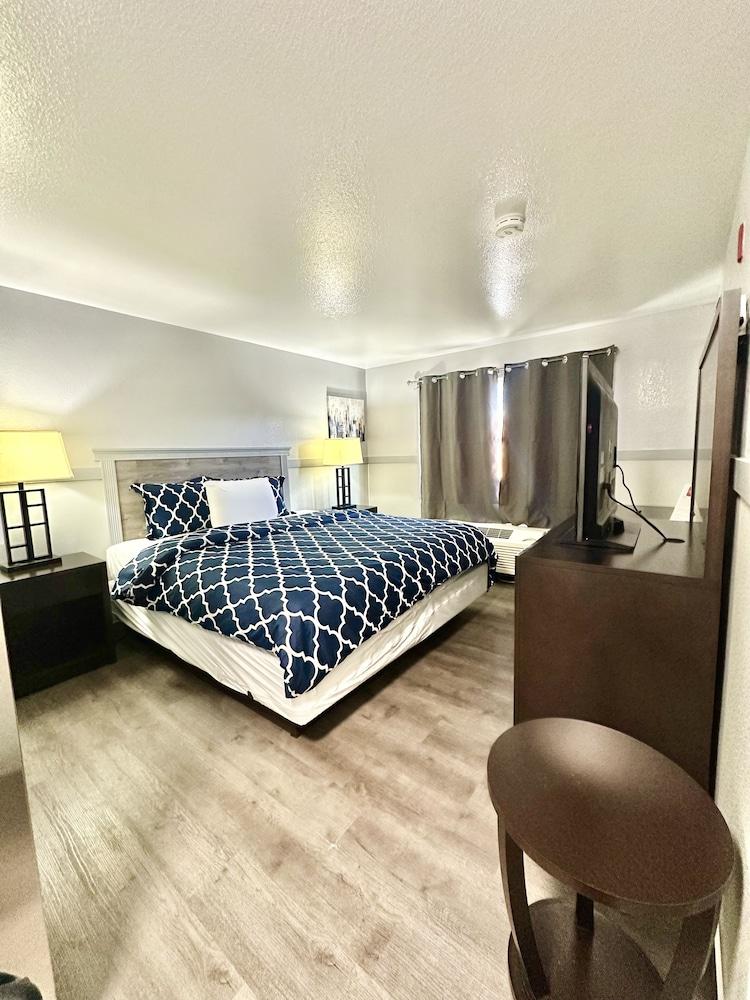 Best Motel photo 8