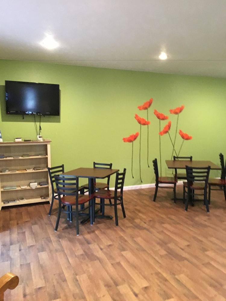 The Beach Inn Motel photo 6