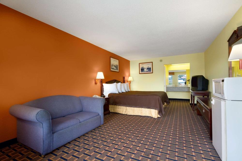Days Inn by Wyndham Richburg photo 9