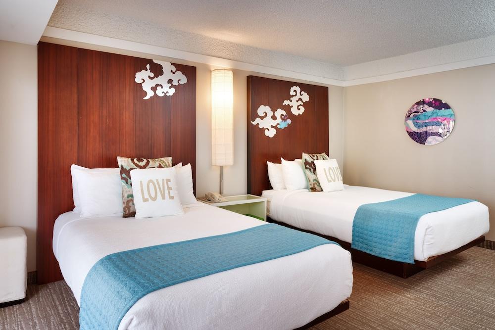 Atrium Hotel at Orange County Airport photo 15