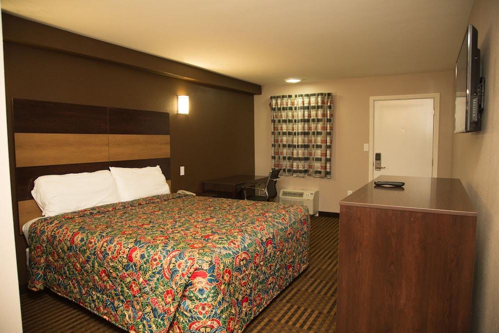Executive Inn photo 2