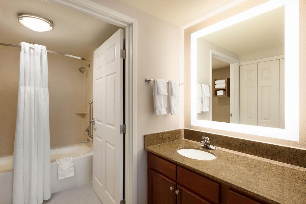 Staybridge Suites Tampa East - Brandon by IHG photo 7