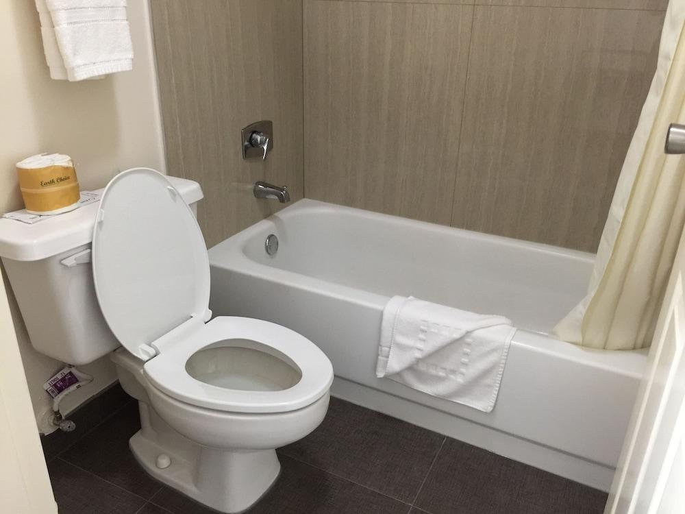 Royal Suites photo 7