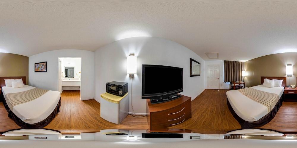 Econo Lodge Crystal River photo 26