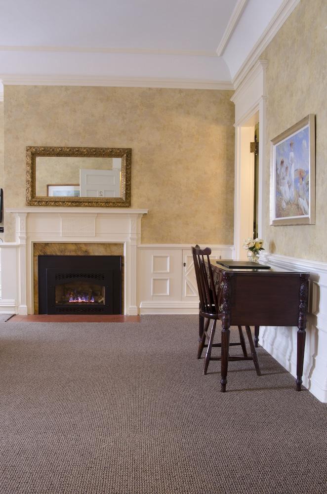 The Brewster Inn photo 27