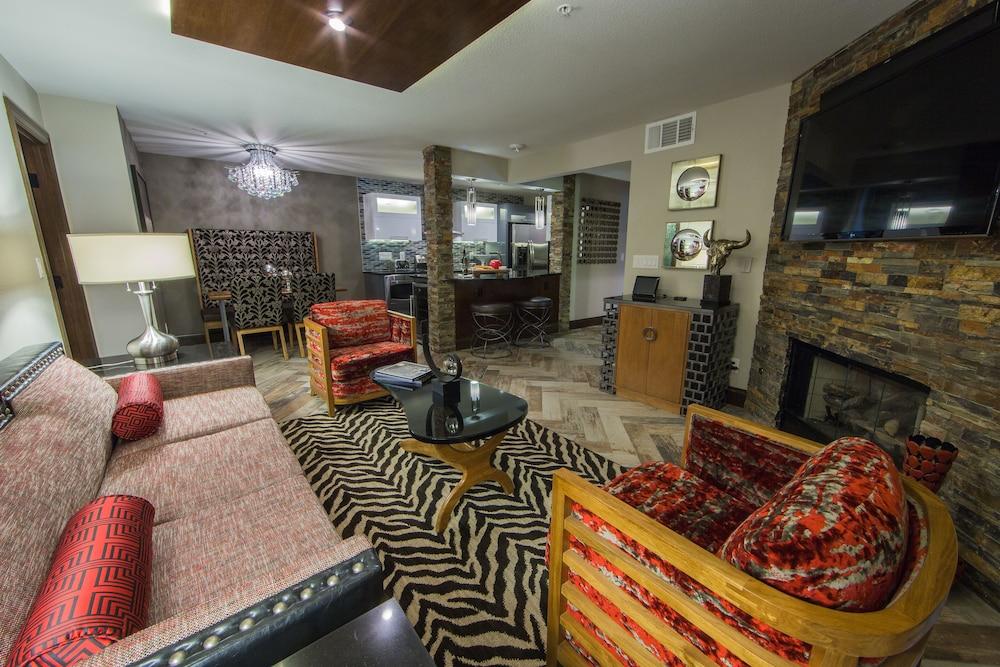 Holiday Inn Club Vacations at Desert Club Resort by IHG photo 23