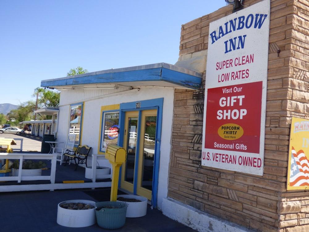 Rainbow Inn & Cottages photo 1
