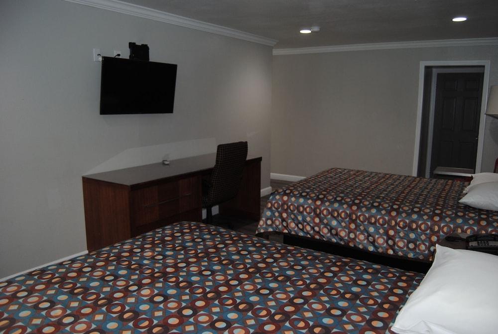 La Puente Inn photo 36