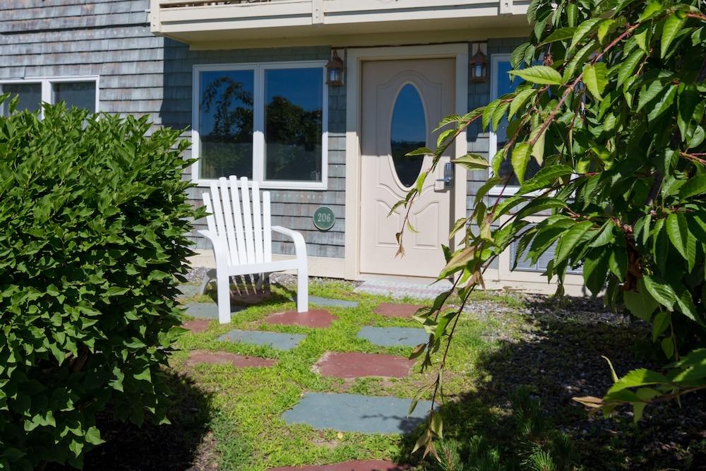 Sheepscot Harbour Village Resort photo 99
