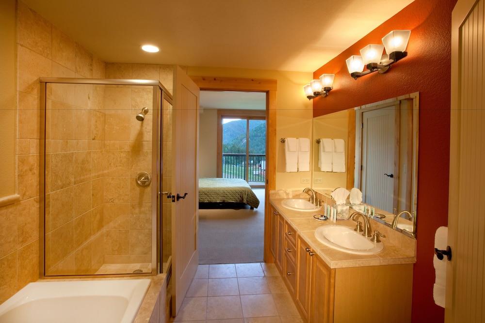 The Edelweiss Lodge and Spa photo 3