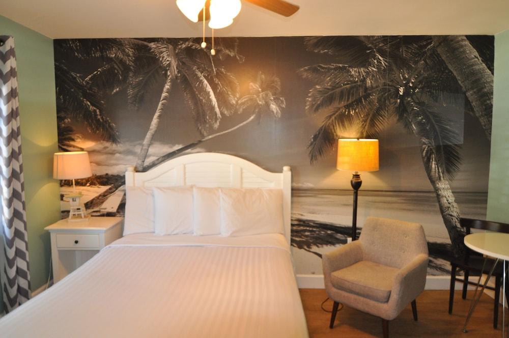 Lido Islander Inn photo 20