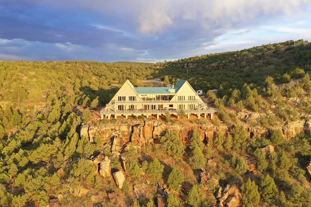 Teepee Lodge with Equus & Firearms/ranch photo 90