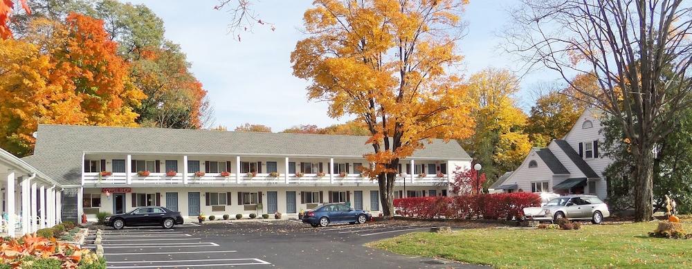 Roosevelt Inn of Hyde Park photo 19