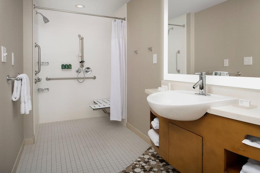 SpringHill Suites Jackson North/Ridgeland photo 8