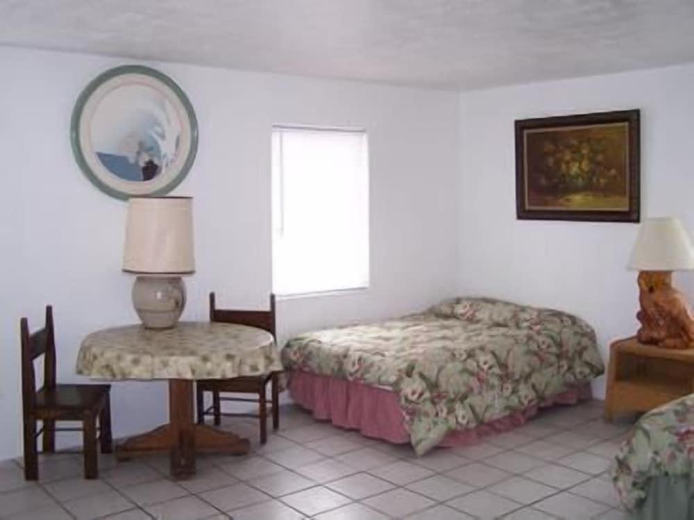 Floating Sea Cove Resort & Marina photo 45