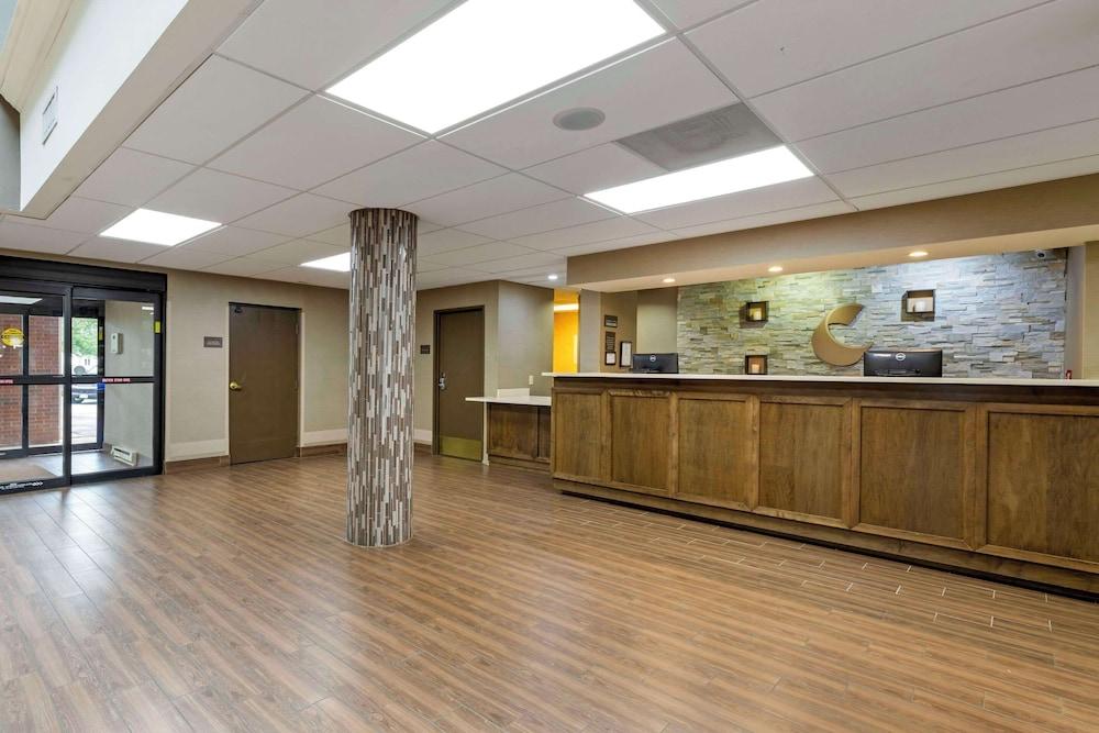 Comfort Suites Near Potomac Mills photo 4