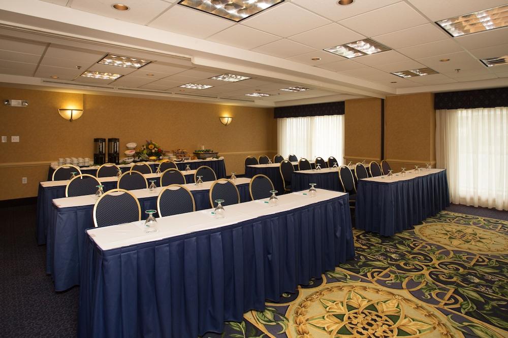 Atlantic Sands Hotel & Conference Center photo 37