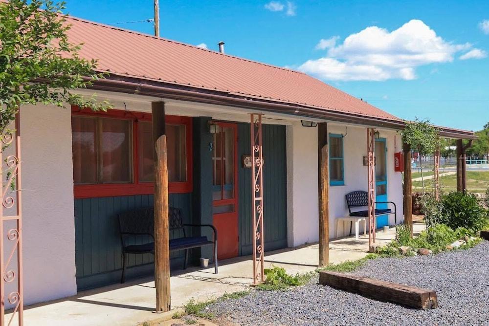 Hikers Cimarron Inn & RV Park LLC photo 65