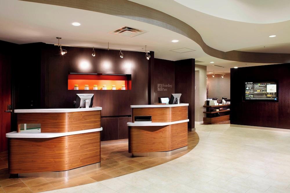 Courtyard by Marriott Tampa Oldsmar photo 4