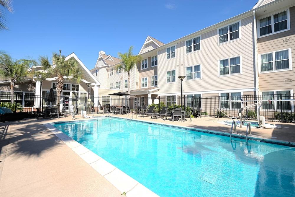 Residence Inn Marriott Airport photo 1