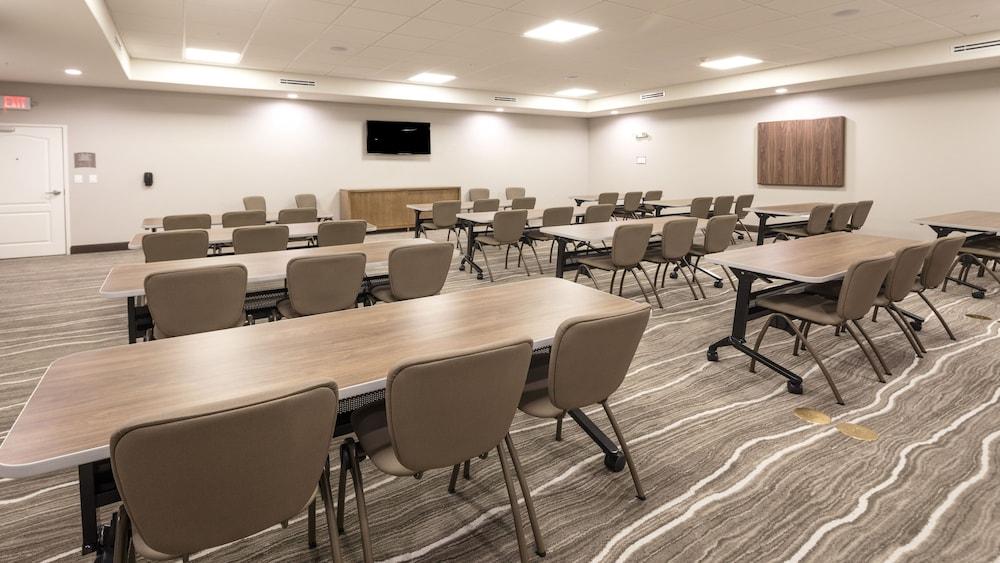 Staybridge Suites Charlotte – Tyvola by IHG photo 29