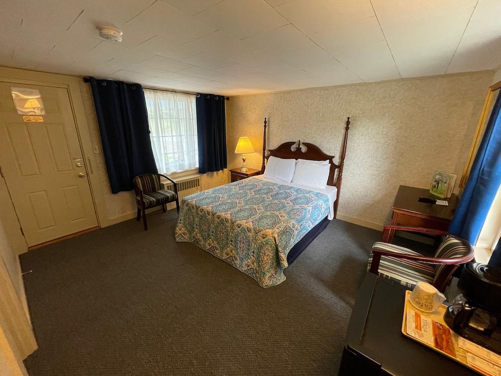 School House Inn photo 8