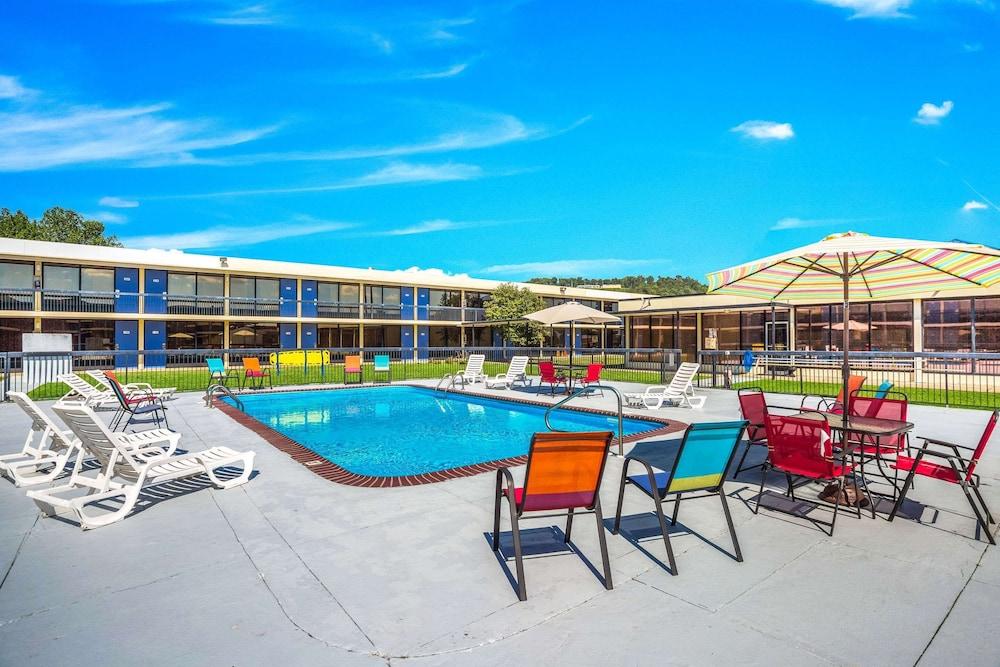 Econo Lodge Cave City photo 23