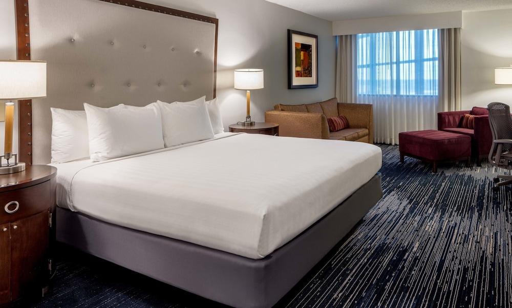 Sonesta Hotel Houston IAH Airport photo 28