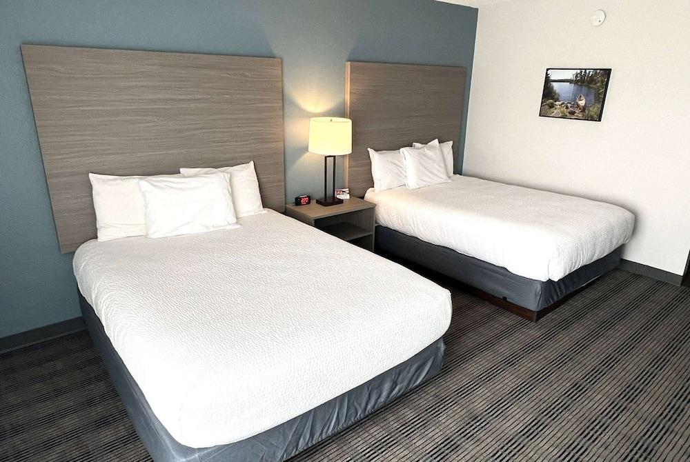 AmericInn by Wyndham Baxter Brainerd photo 12