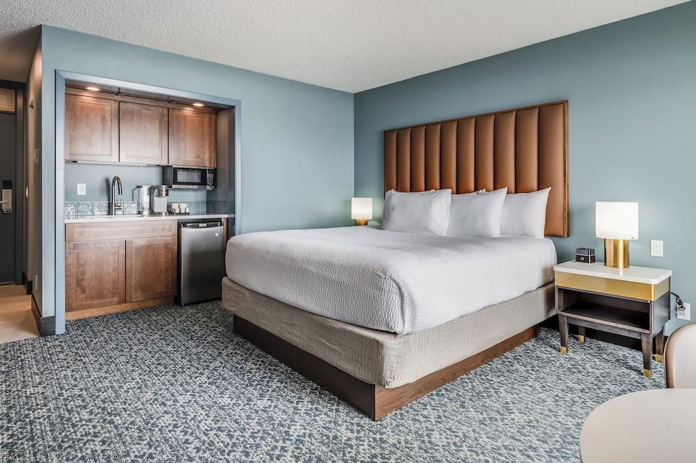 Allred Hotel photo 100