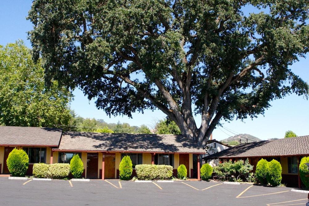 Melody Ranch Motel photo 52