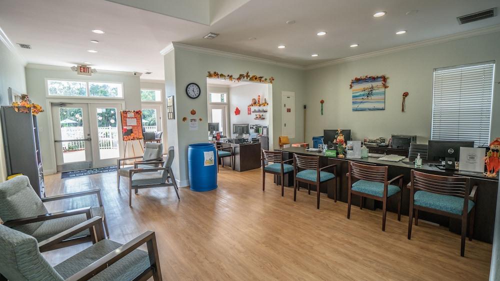 Barefoot Suites photo 34