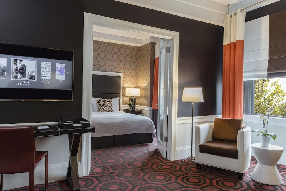 Empire Hotel photo 30