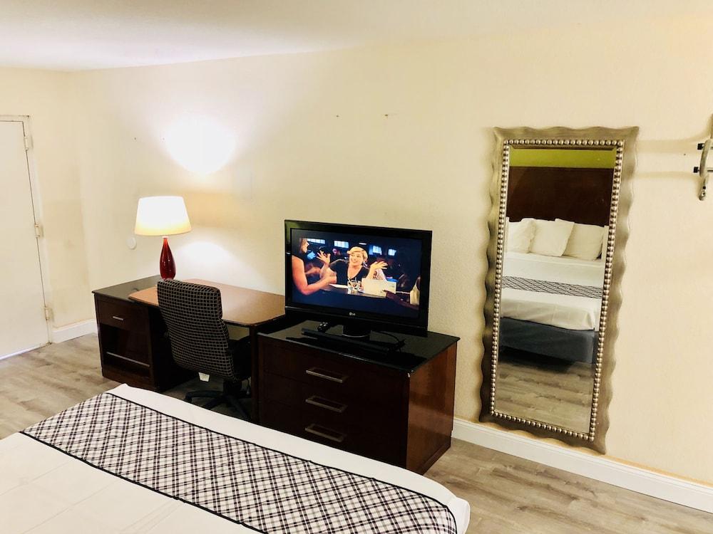 White Marlin Inn photo 28