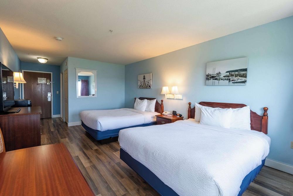 Fireside Inn & Suites - Belfast photo 58