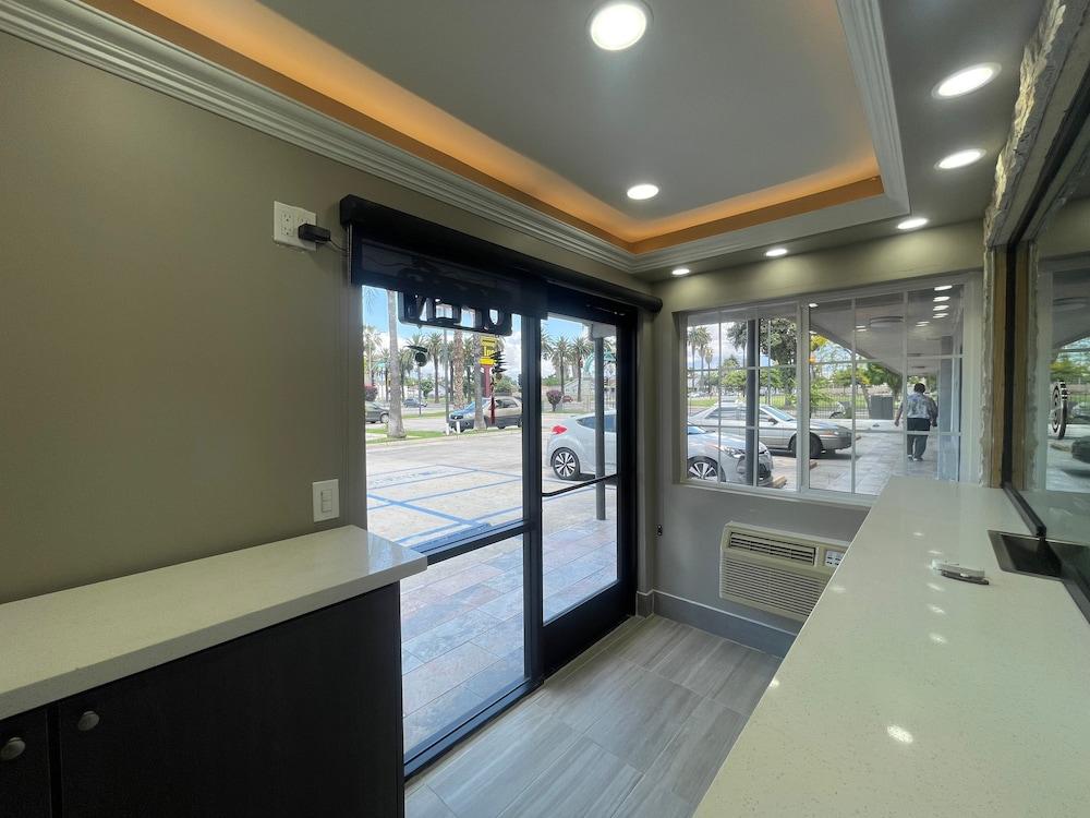 SimpleStay Suites - San Bernardino photo 3