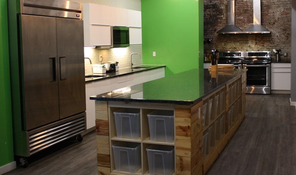 Apple Hostels photo 24