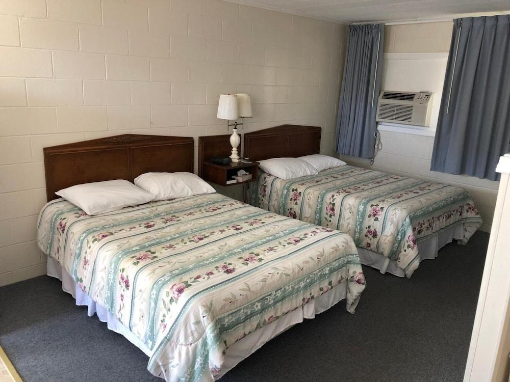 Doryman Motel photo 5