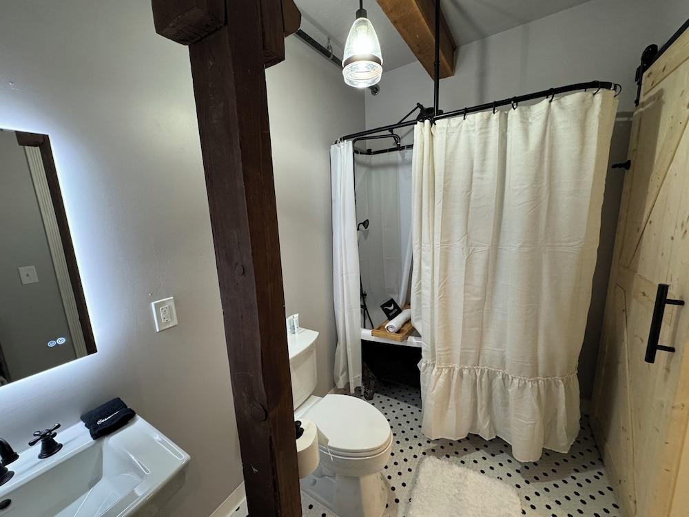 St James Hotel photo 23