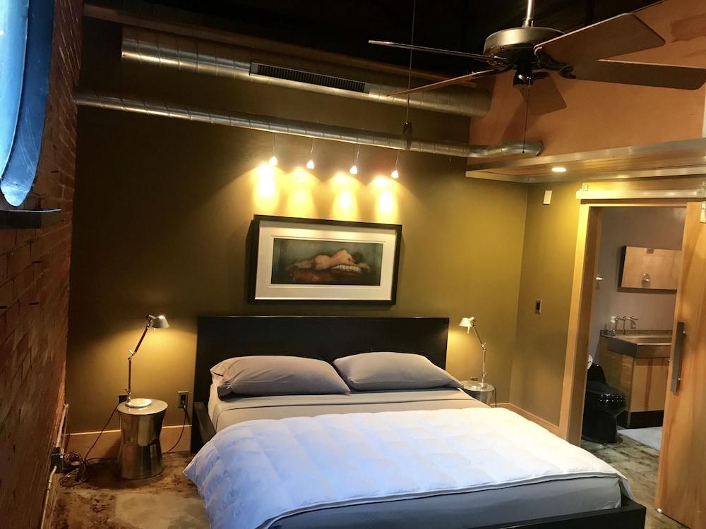 The Hangar Lofts Hotel photo 13