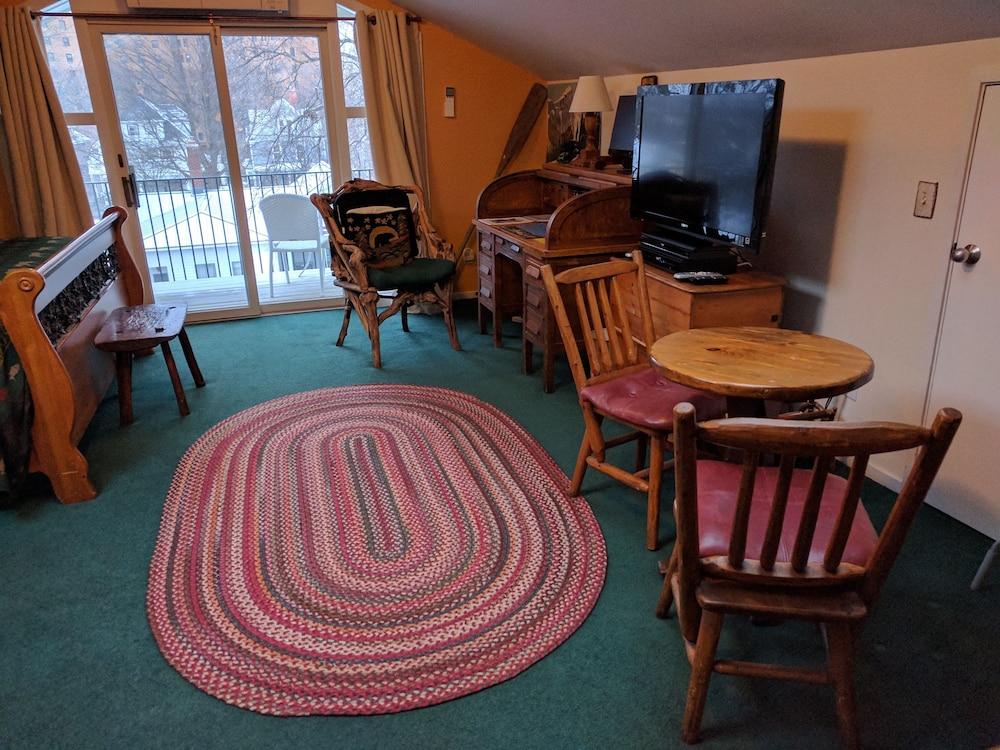 Ann Arbor B&B Inn photo 72