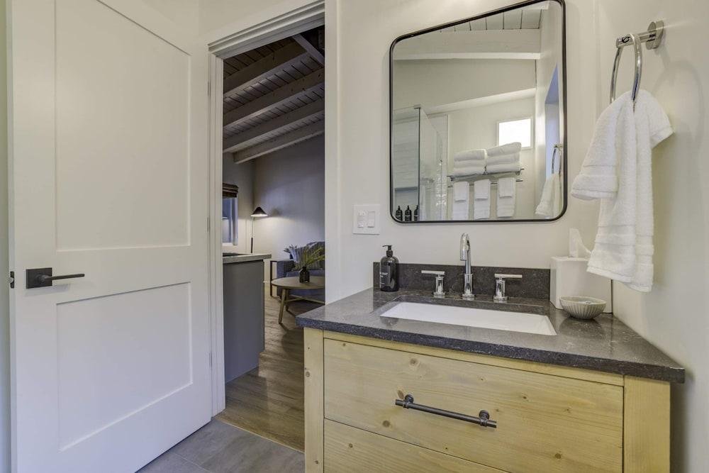 South Lake Chalet photo 66