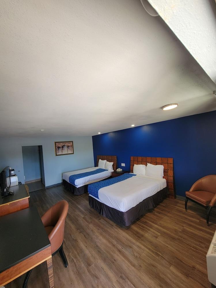Travelodge by Wyndham Clovis photo 33