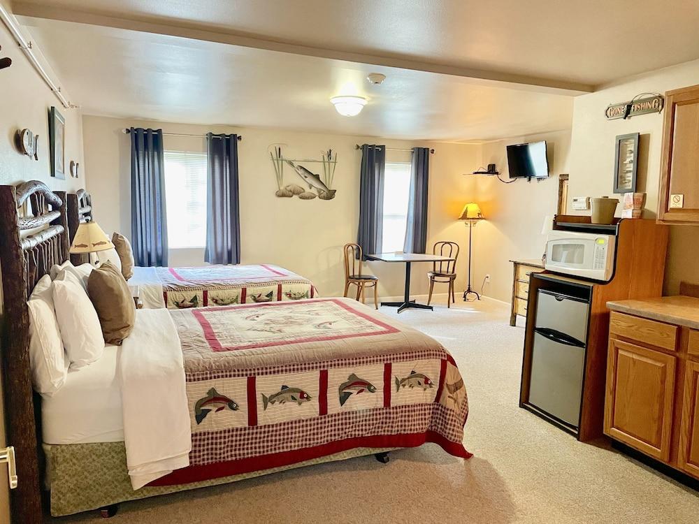 North Cascades Inn photo 2